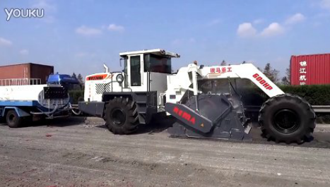 WR2300E，上海高速公路路基冷再生